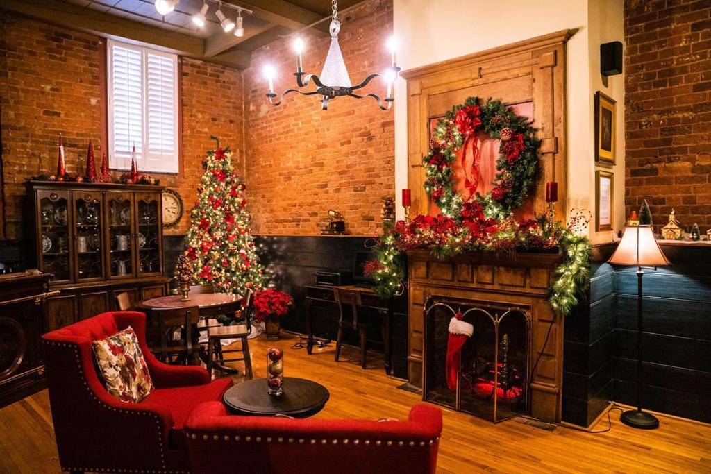 The Historic Brookstown Inn, Trademark Collection By Wyndham Winston-Salem Eksteriør bilde