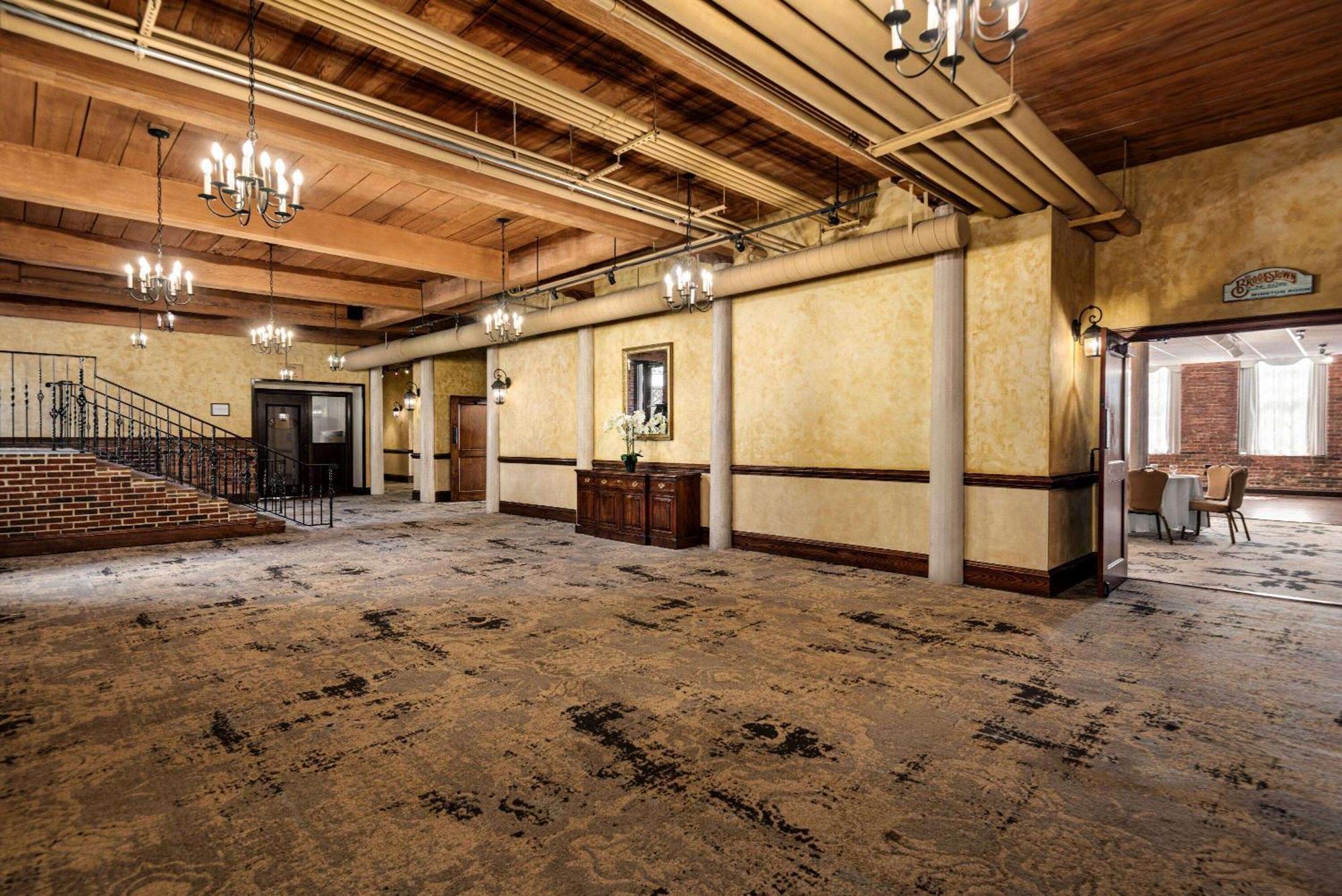 The Historic Brookstown Inn, Trademark Collection By Wyndham Winston-Salem Eksteriør bilde
